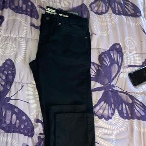 Levi men’s slim fit Size:37